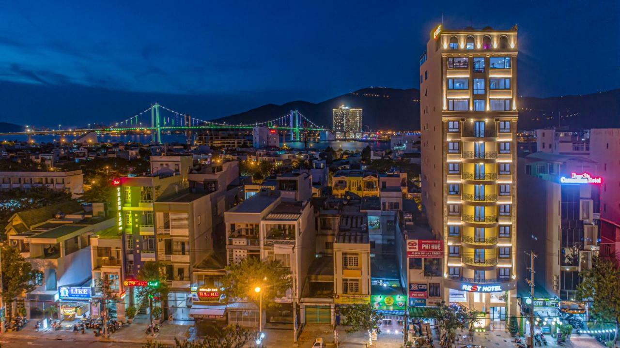 Rest Hotel & Apartment Дананг Екстер'єр фото